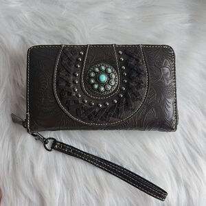 Trinity Ranch by Montana West Leather Wallet – Western Tooled & Suede Detail